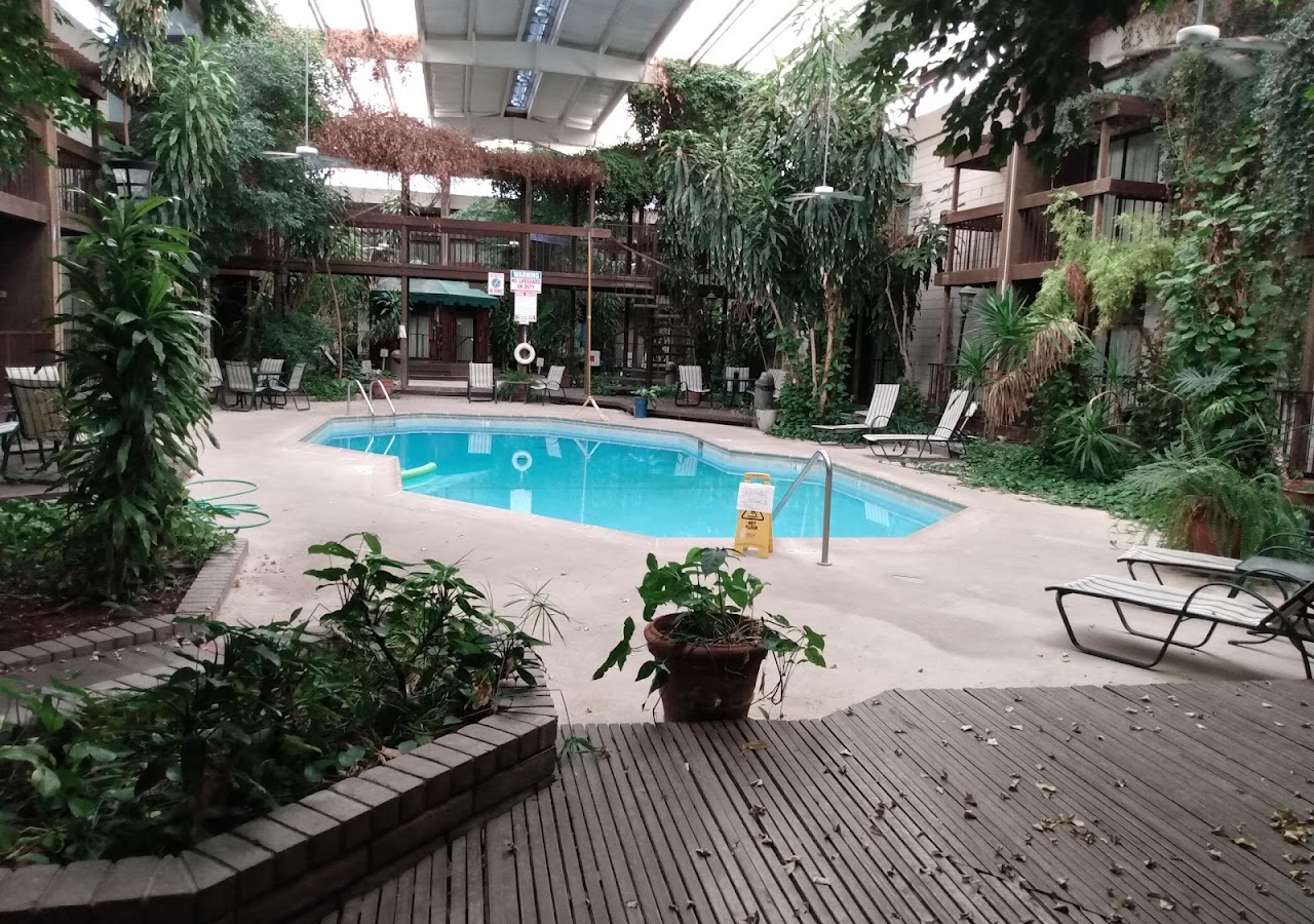 Republic Hotel of Ozona — photo 1