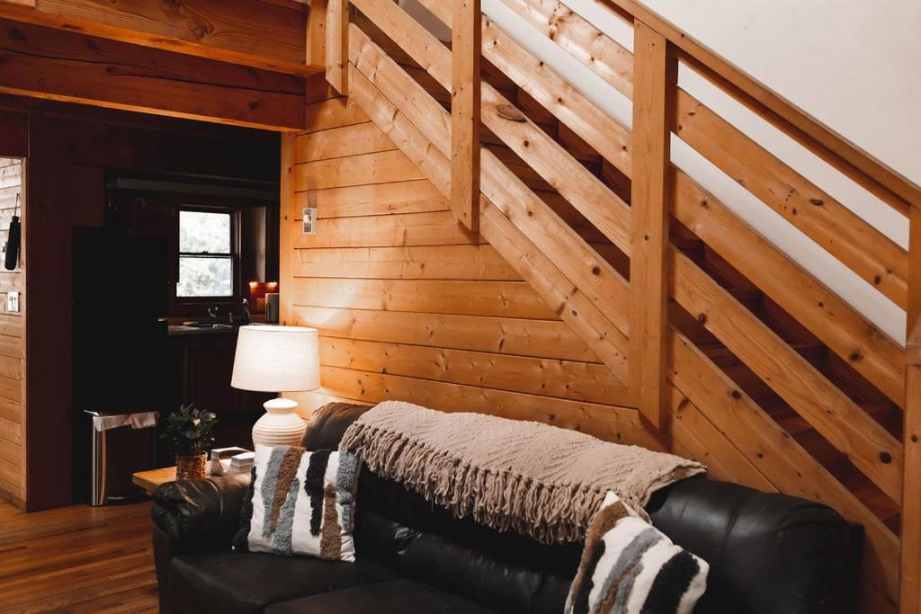 Wolf Creek Cabin at 36 North — photo 1