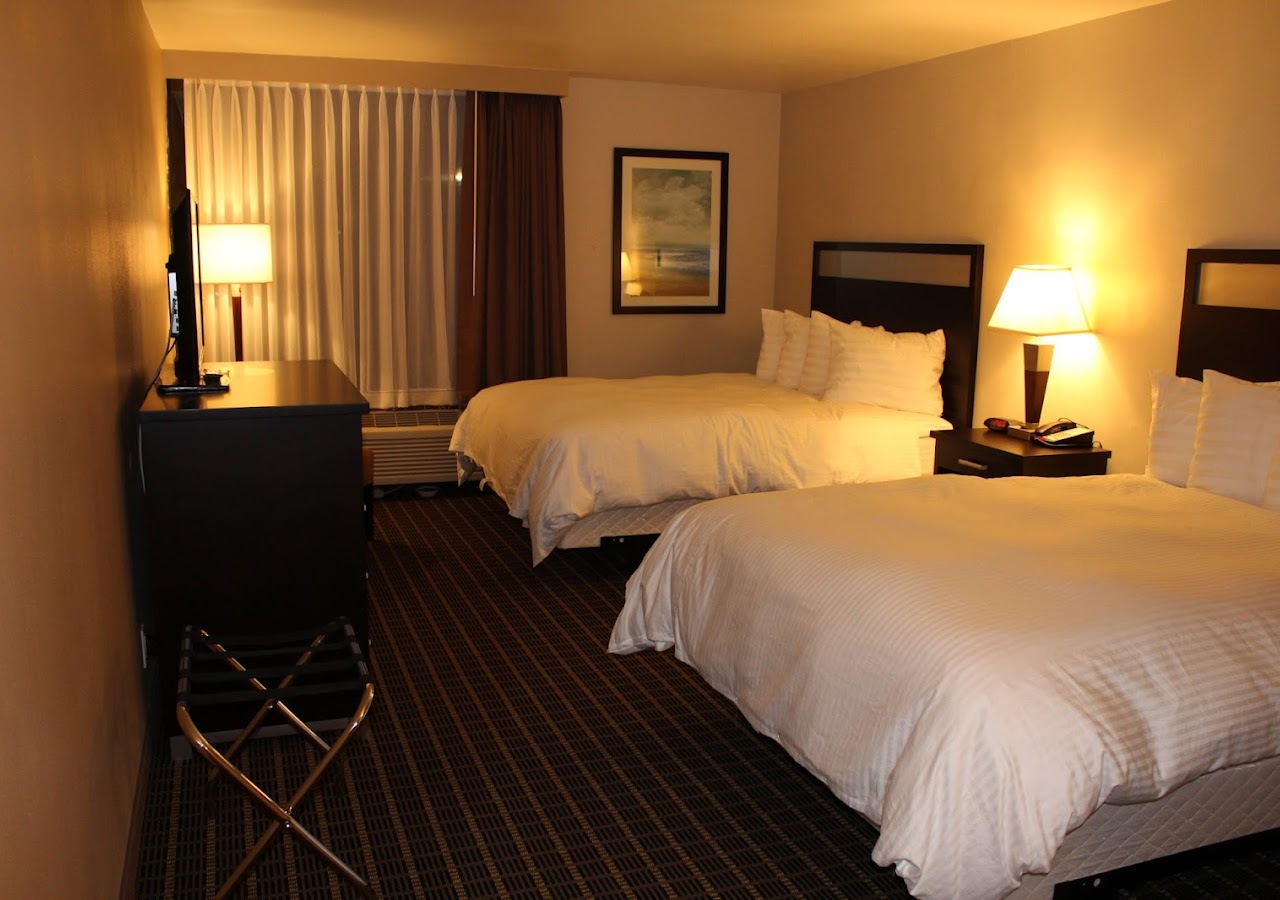The Alhambra Hotel — photo 1