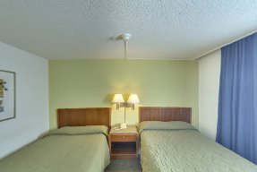 Oasis Inn — photo 1
