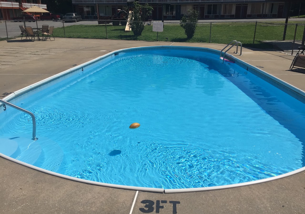 Daniel Boone Motor Inn — photo 2