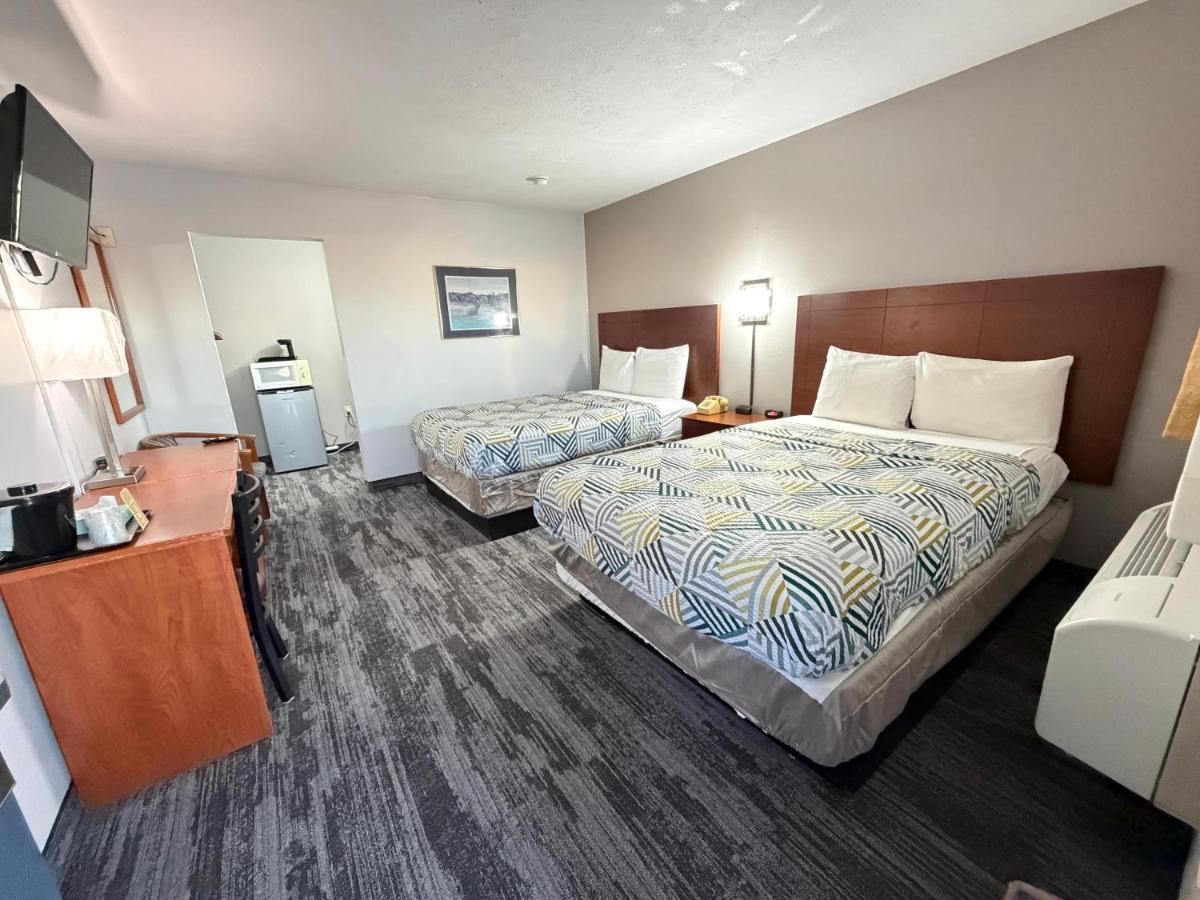 Regency Inn — photo 1