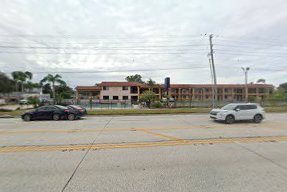 Lakeland Motel — photo 1
