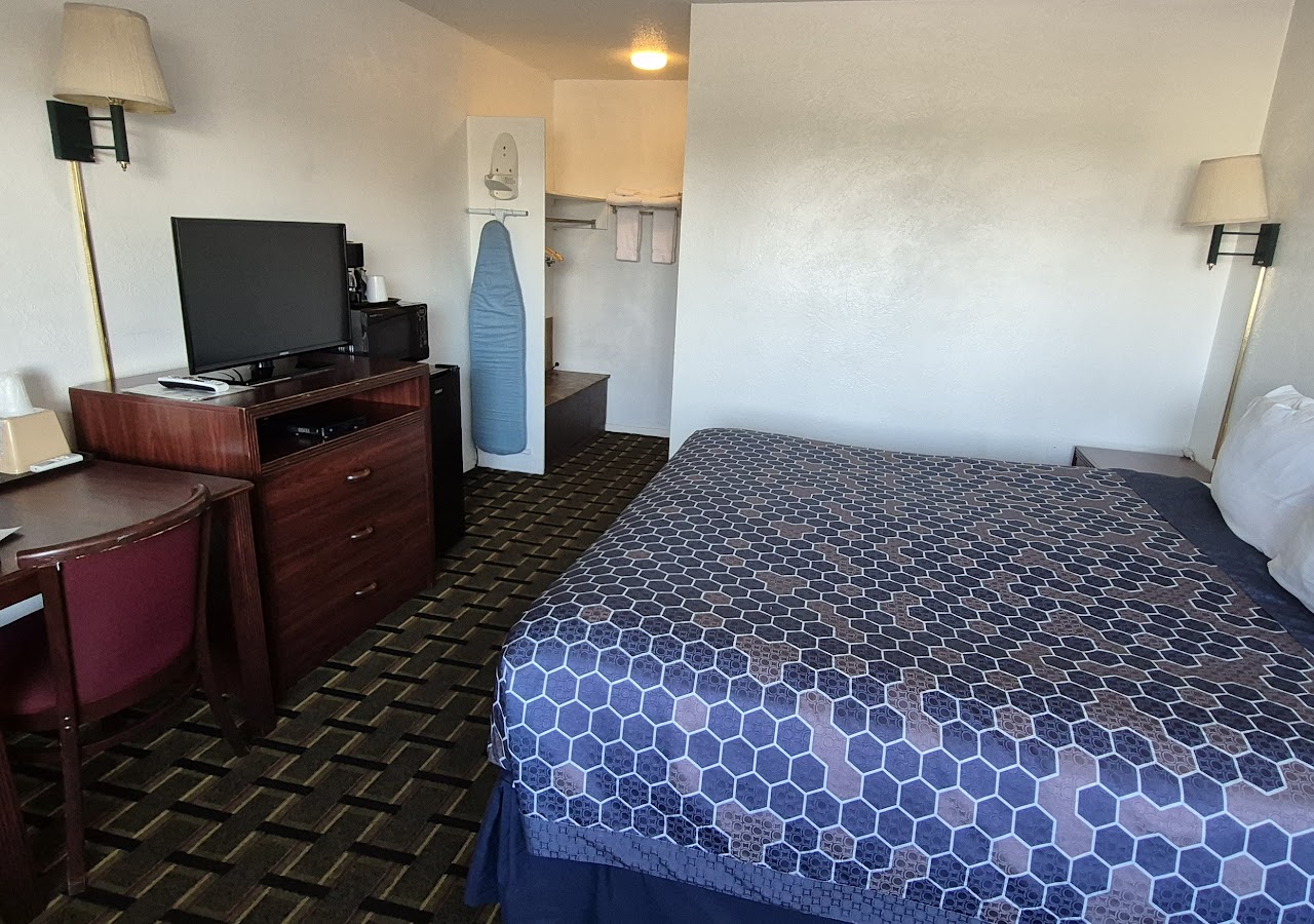 Stagecoach Motel — photo 2