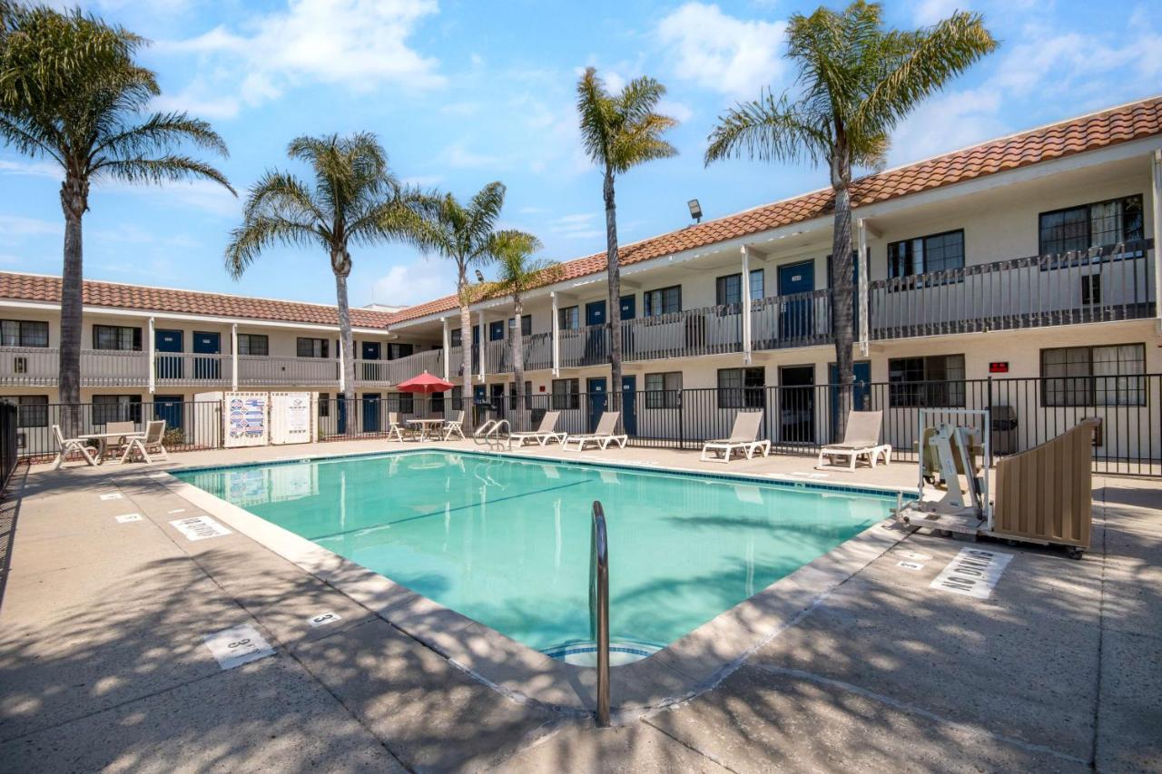 Lompoc Motel — photo 1