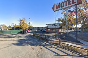 Island Motor Inn — photo 1