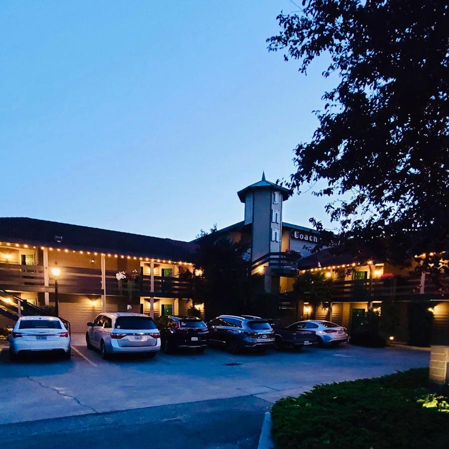 Oak Harbor Inn — photo 1