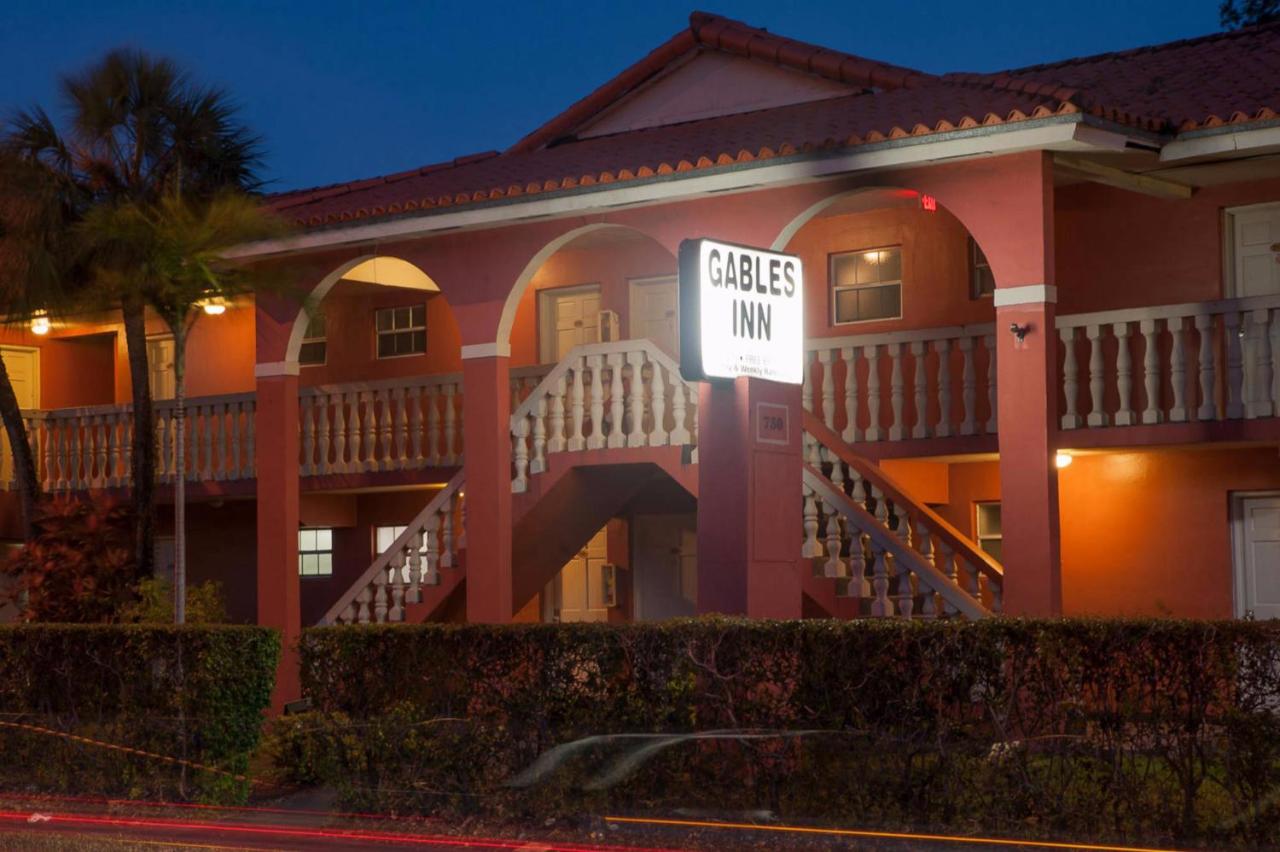 ROSSEL INN — photo 1