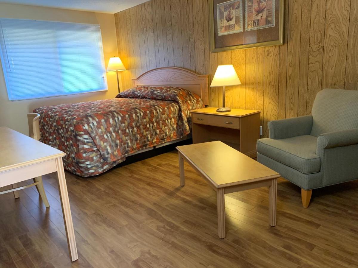 Greenwood Motel — photo 1