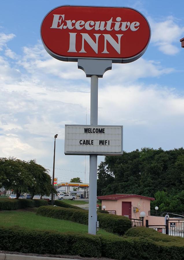 Executive Inn Kershaw — photo 1