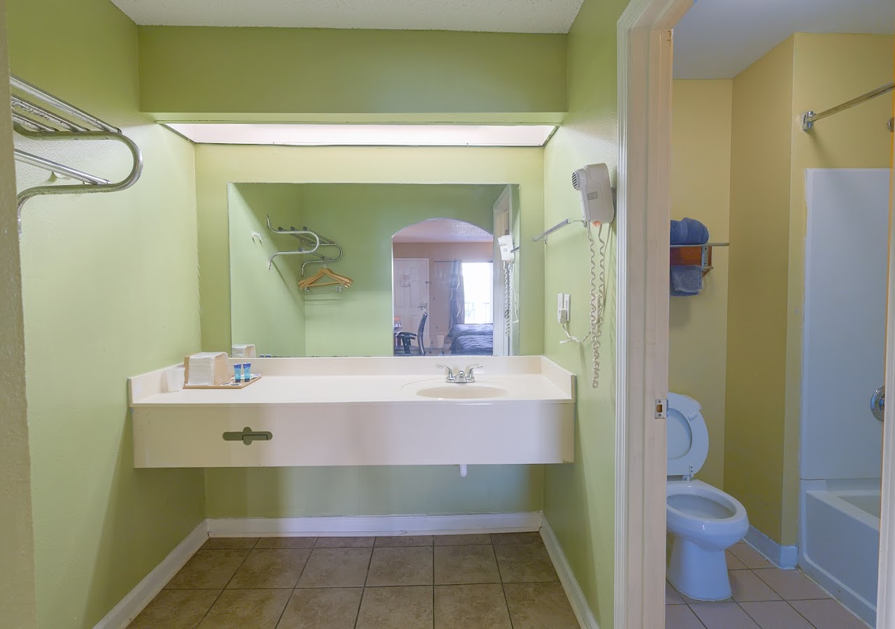 Hotel Brownsville TN I-40 — photo 3