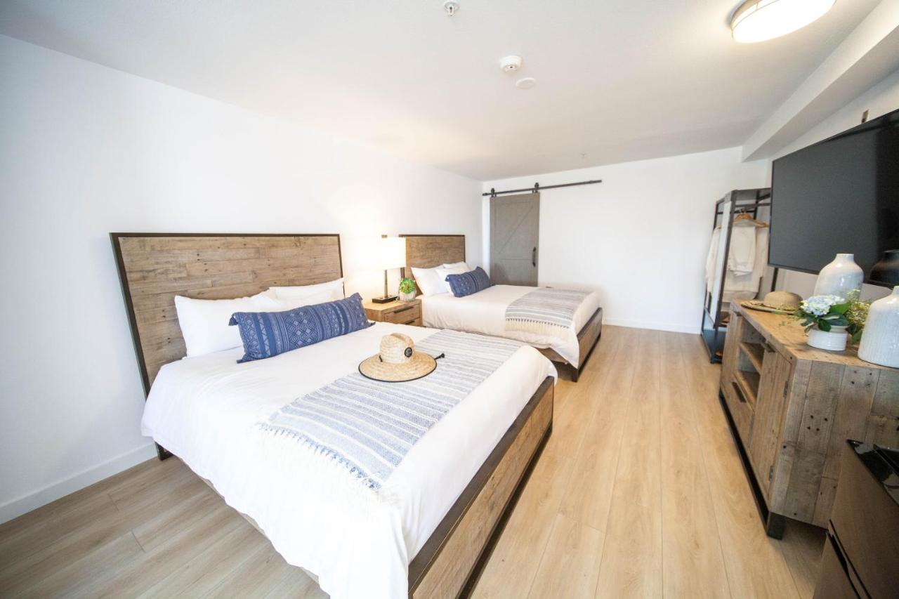 Surf Inn — photo 1