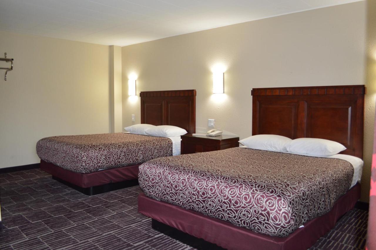 Economy Inn — photo 1