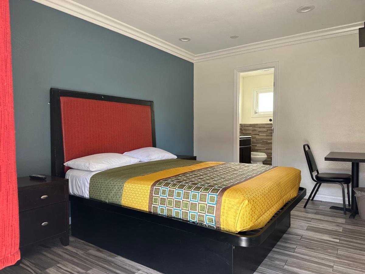 Bartlett Motel — photo 1