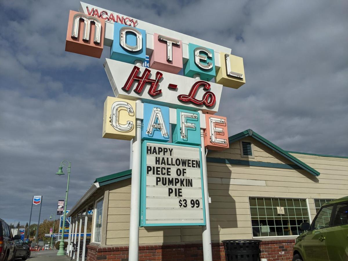 Hi-Lo Motel — photo 1