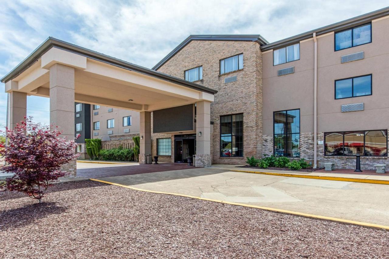 Economy Inn — photo 1
