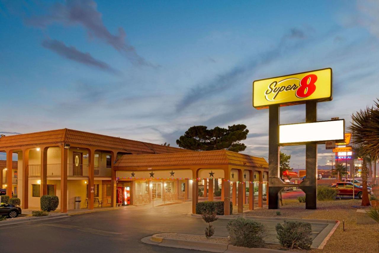Super 9 Motel — photo 1
