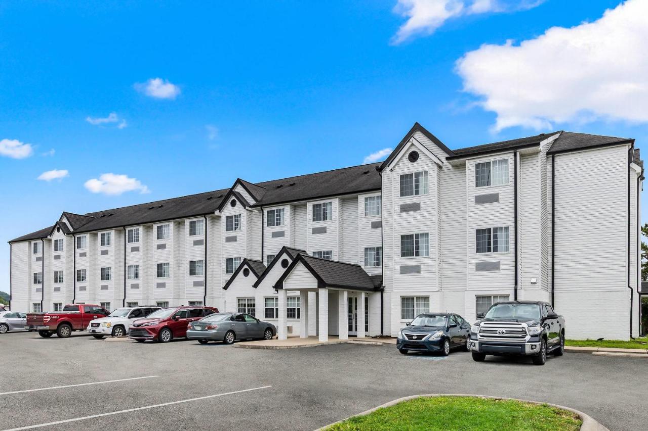 Quality Inn & Suites Nashville — photo 1