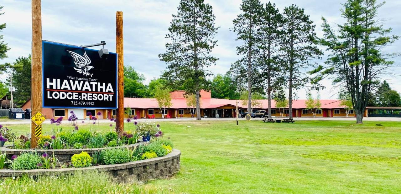 Hiawatha Resort — photo 1