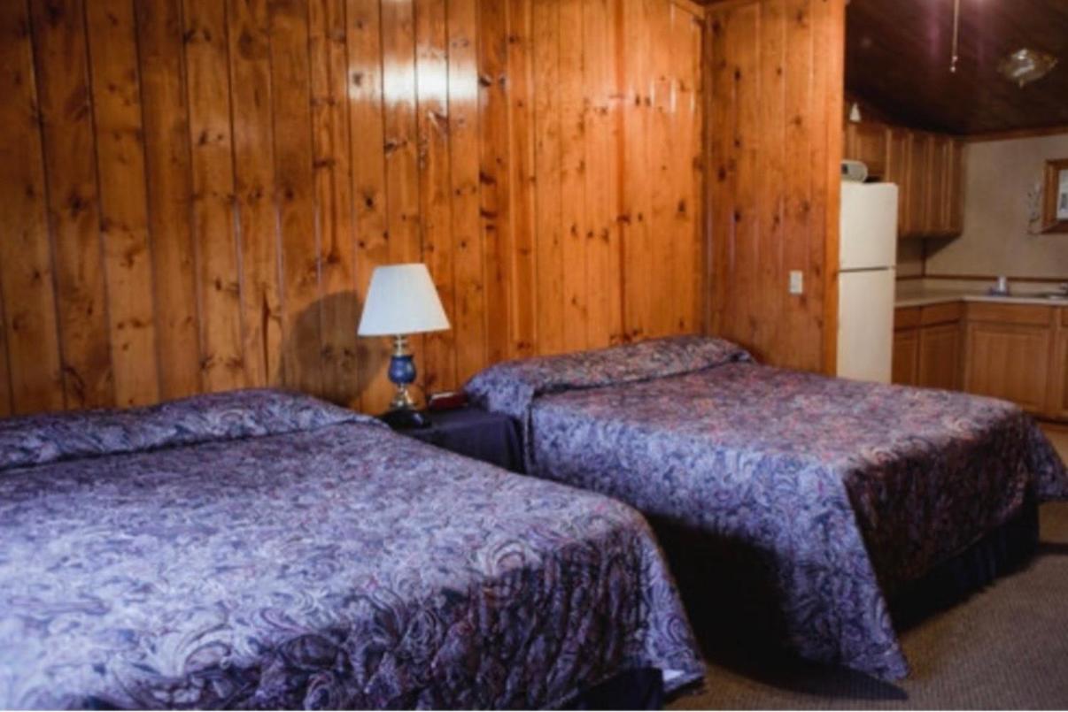 Covered Bridge Motel — photo 1