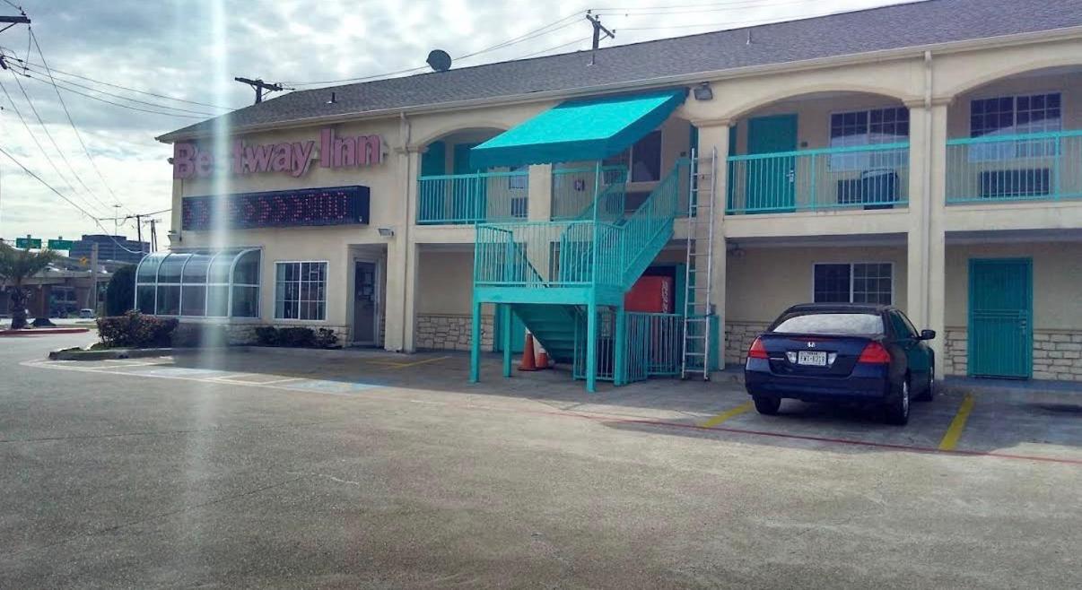Bestway Inn — photo 1