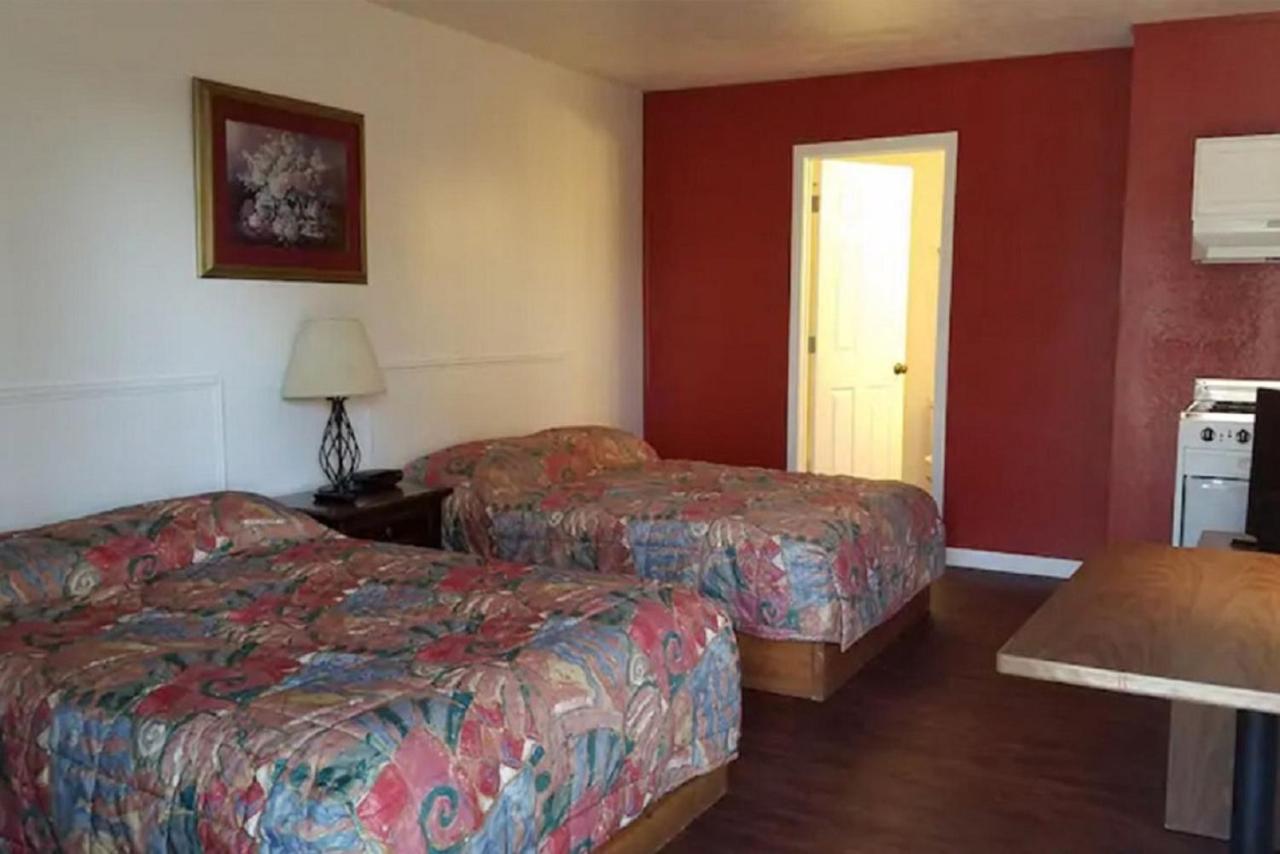 Michael's Motel — photo 1