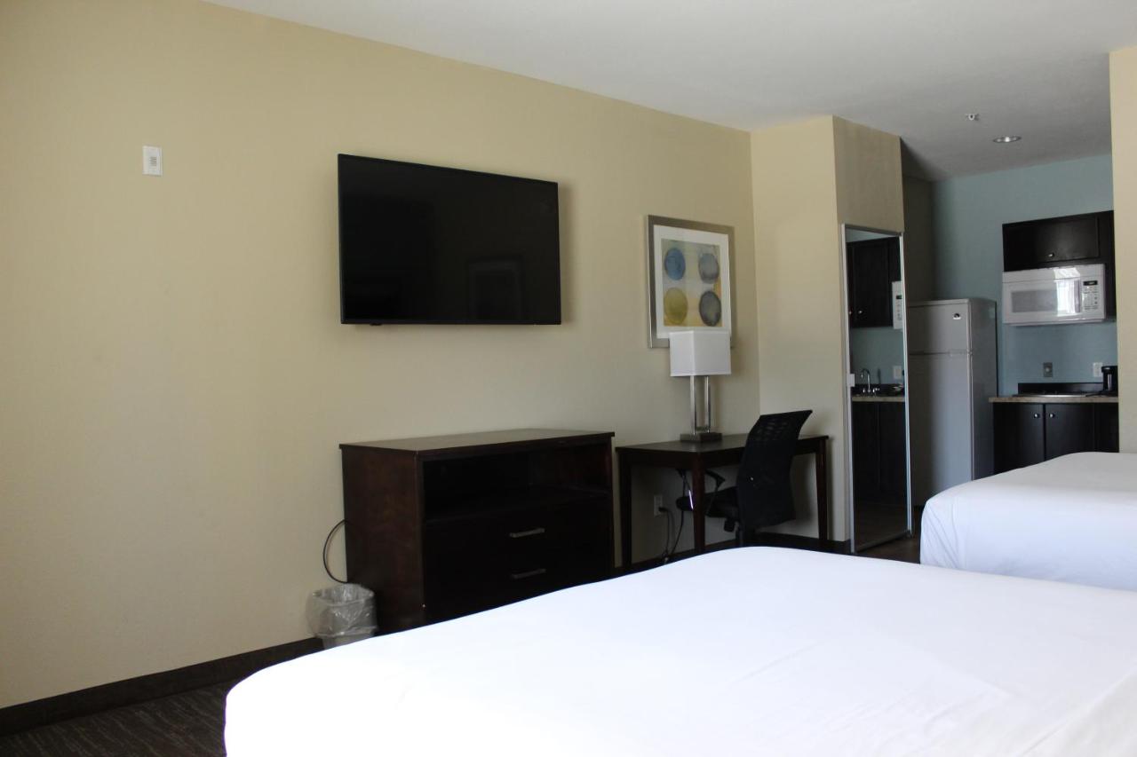 Horizon Inn & Suites — photo 1