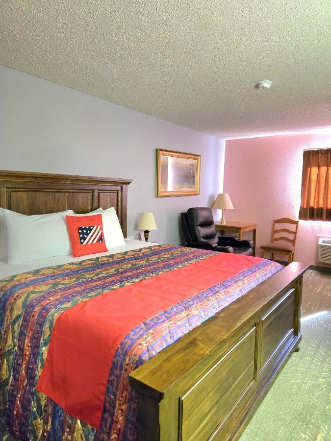 American Inn Ozark — photo 1