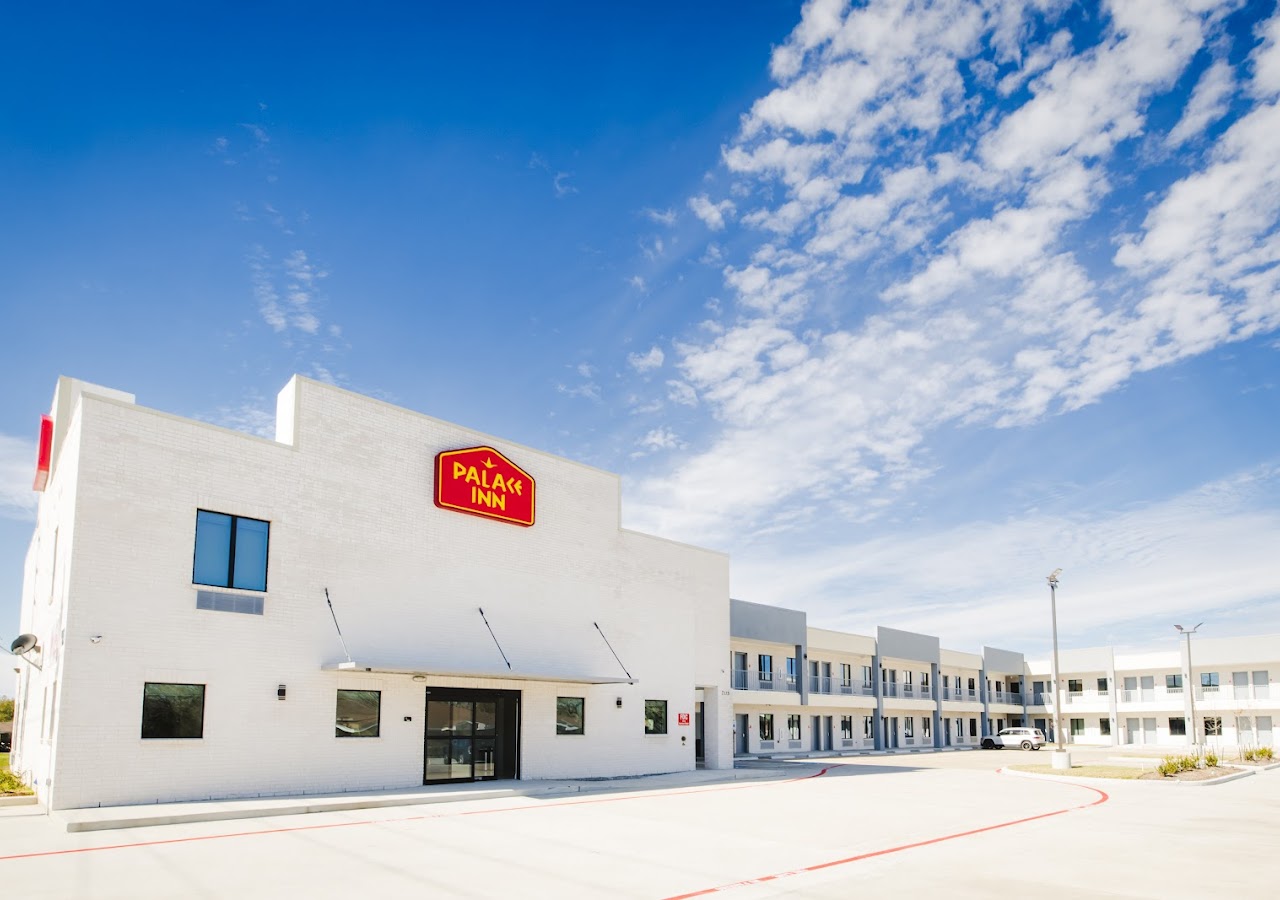 Palace Inn Baytown @ Harrison st — photo 1