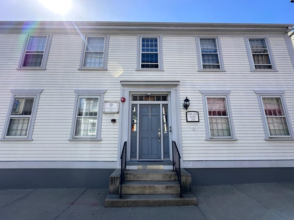 Howland House Inn — photo 1