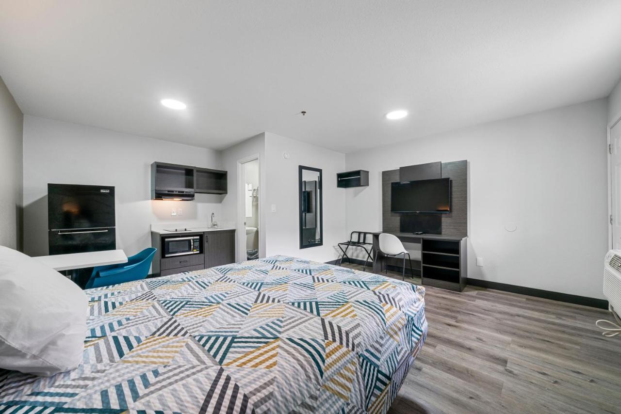 Sky Suites — photo 1