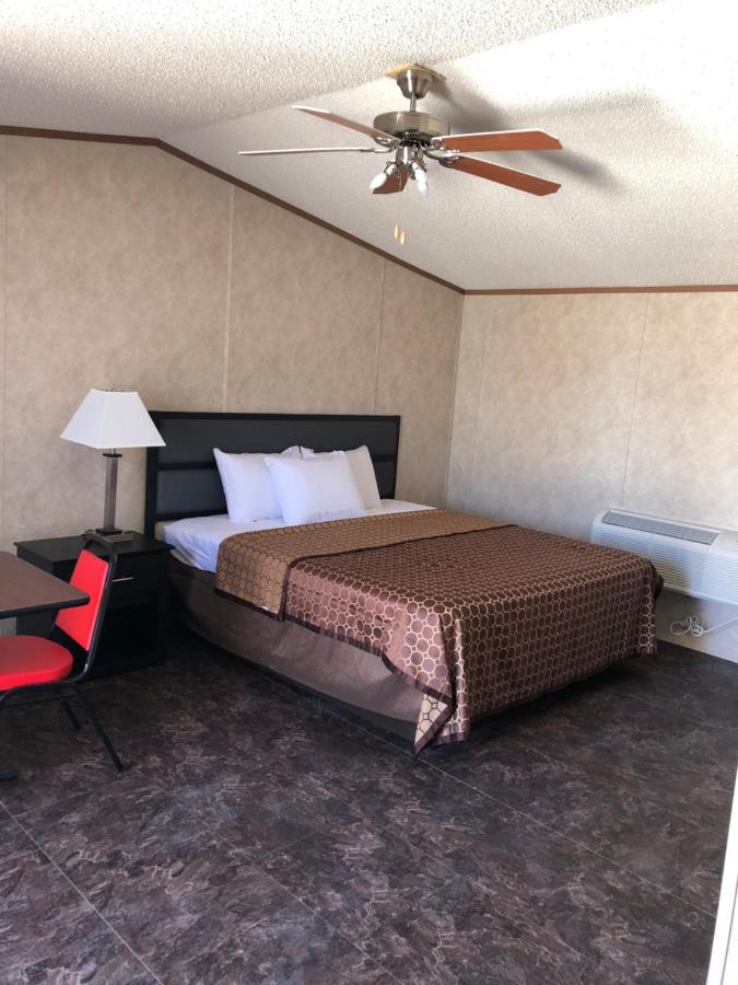 Monahans Country Inn — photo 1