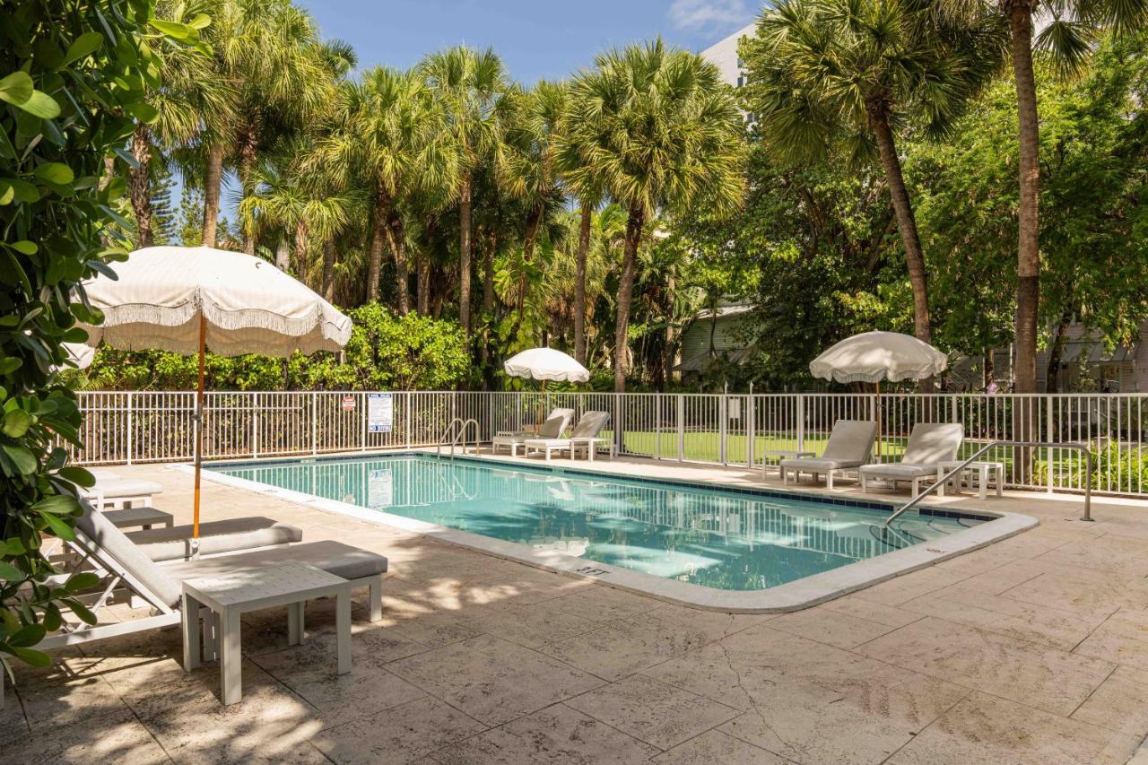 Miami River Inn — photo 1