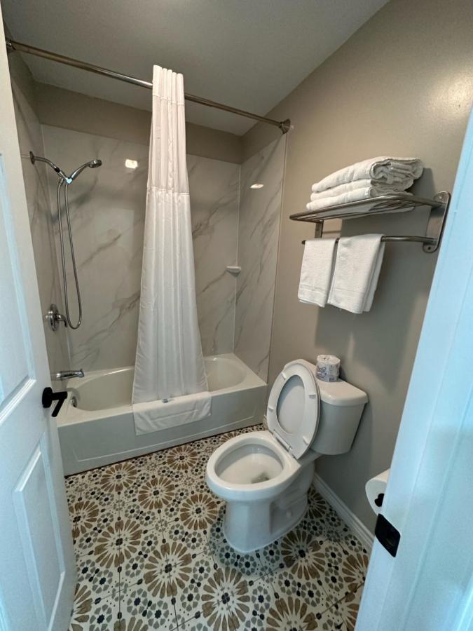 Sabinal Inn & RV Park — photo 1