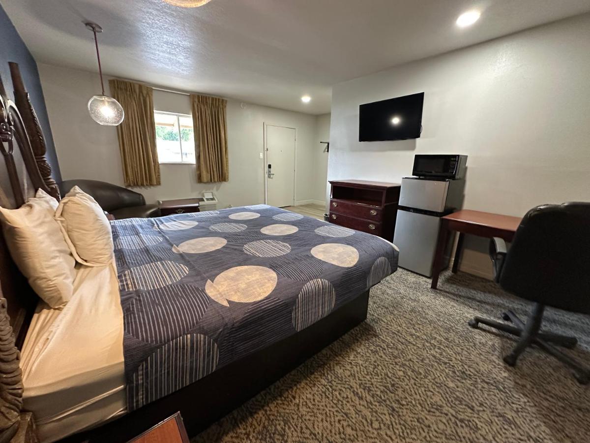 Summit Inn - Dayton — photo 1