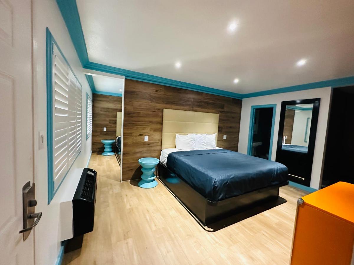Casa Blanca Inn — photo 1