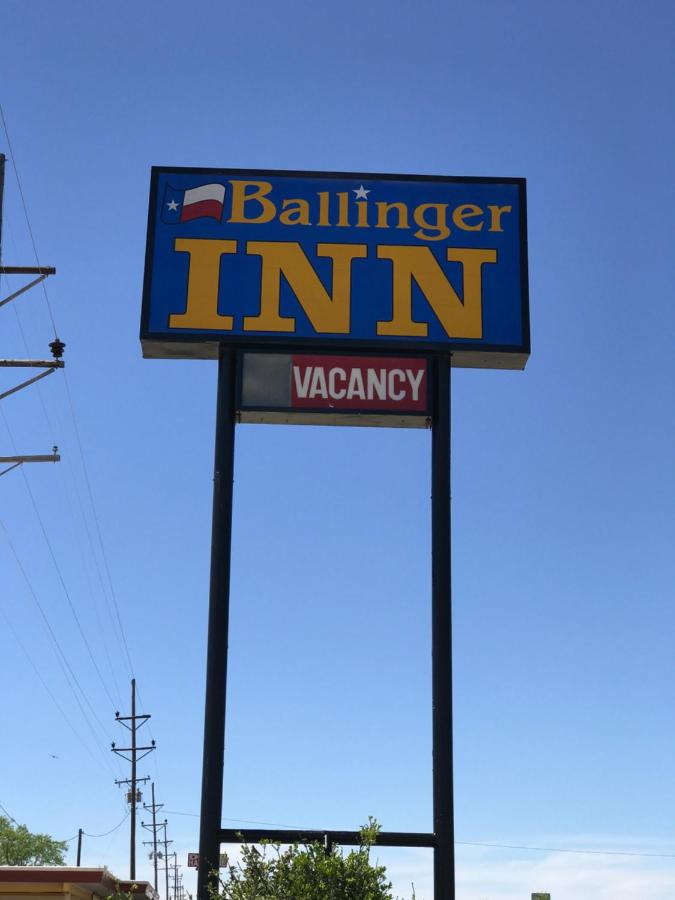 Executive Inn — photo 1