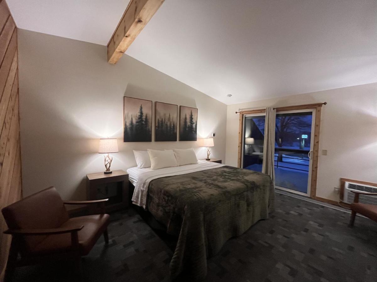 Timber Inn — photo 1