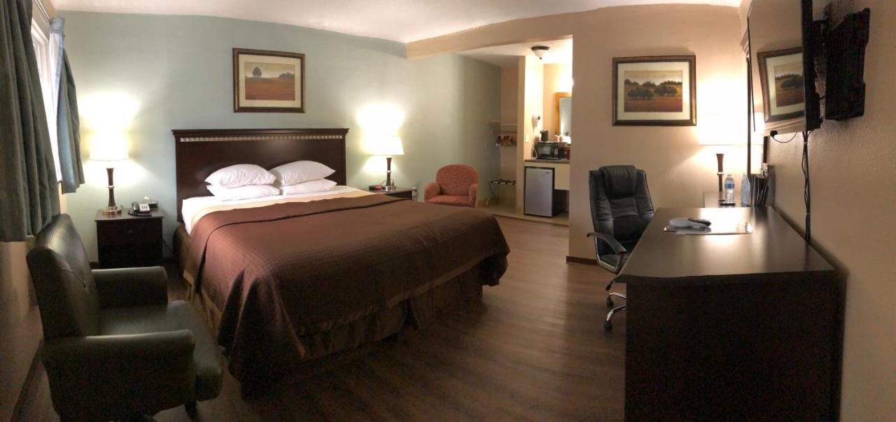 ValueInn Eugene — photo 1