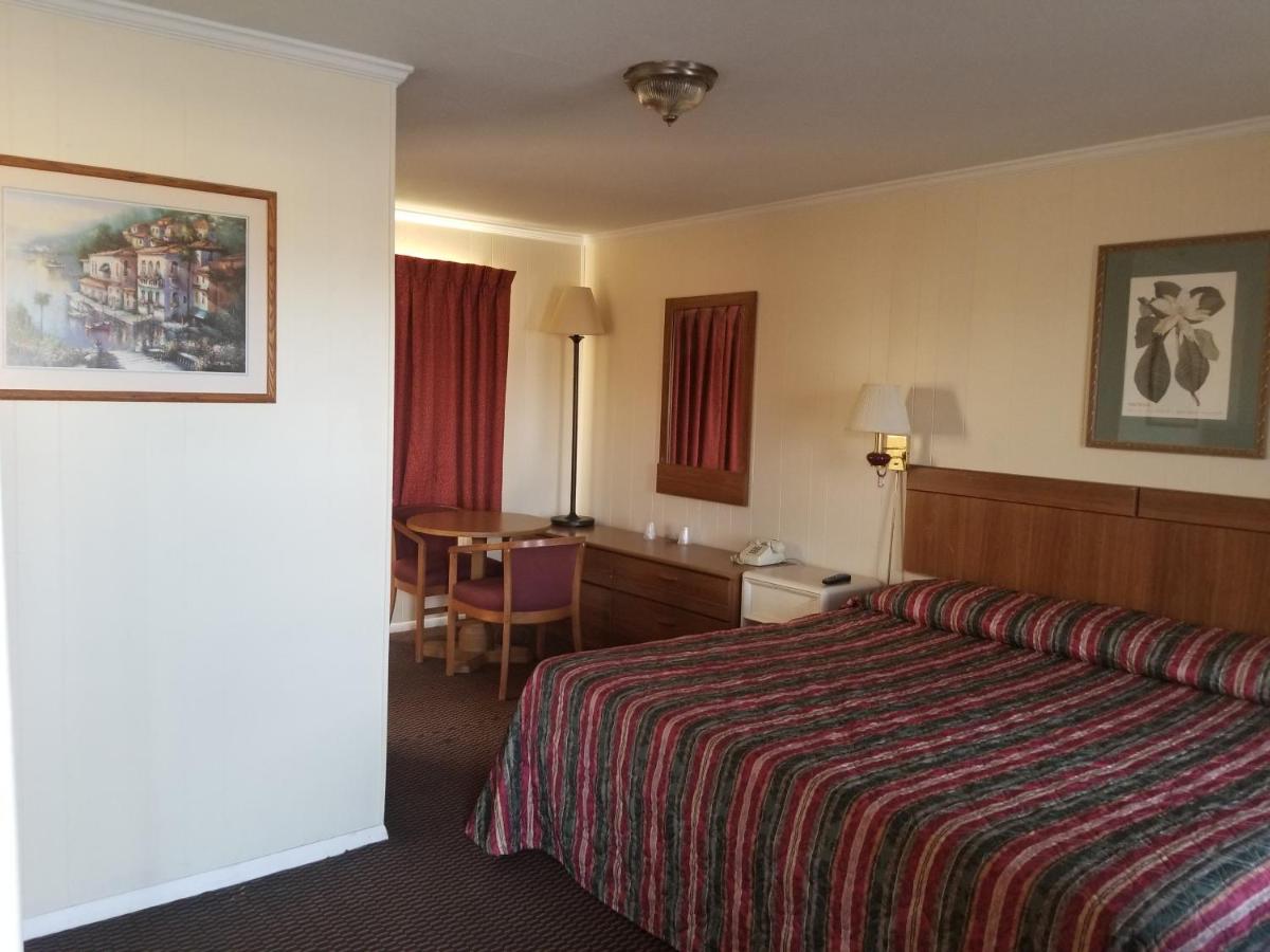 Sooner Motel — photo 1
