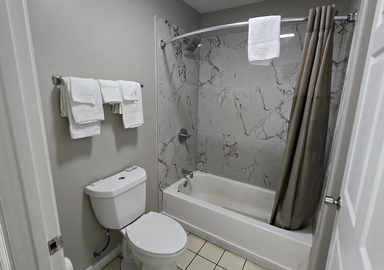 Deerfield Inn McComb I-55 — photo 3