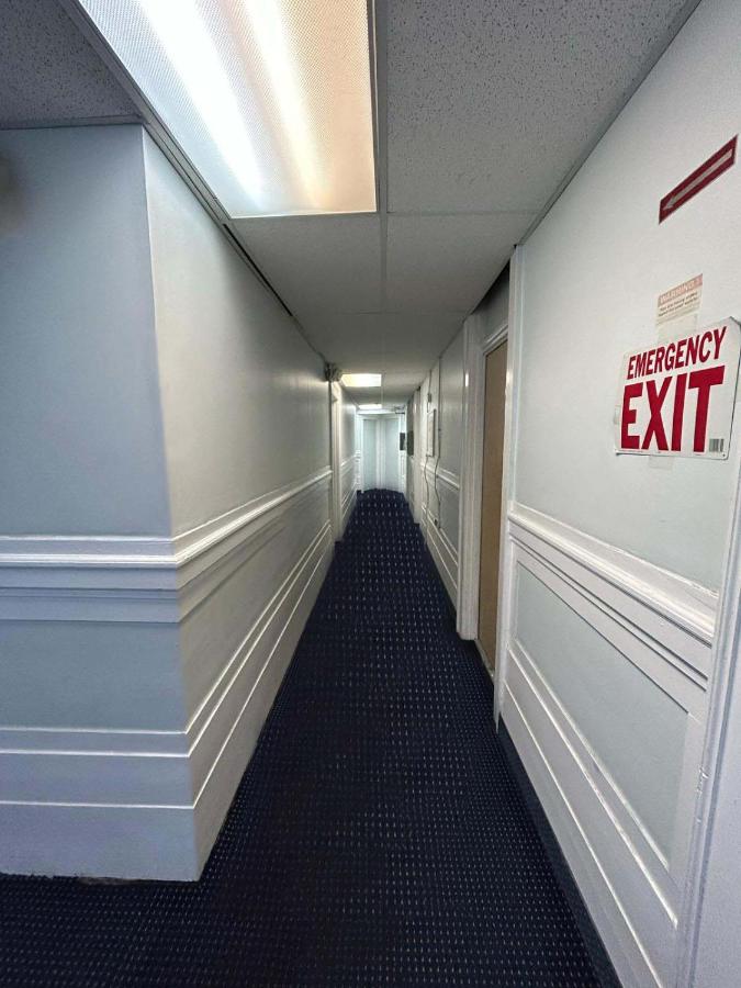 SF Travelers Inn — photo 1