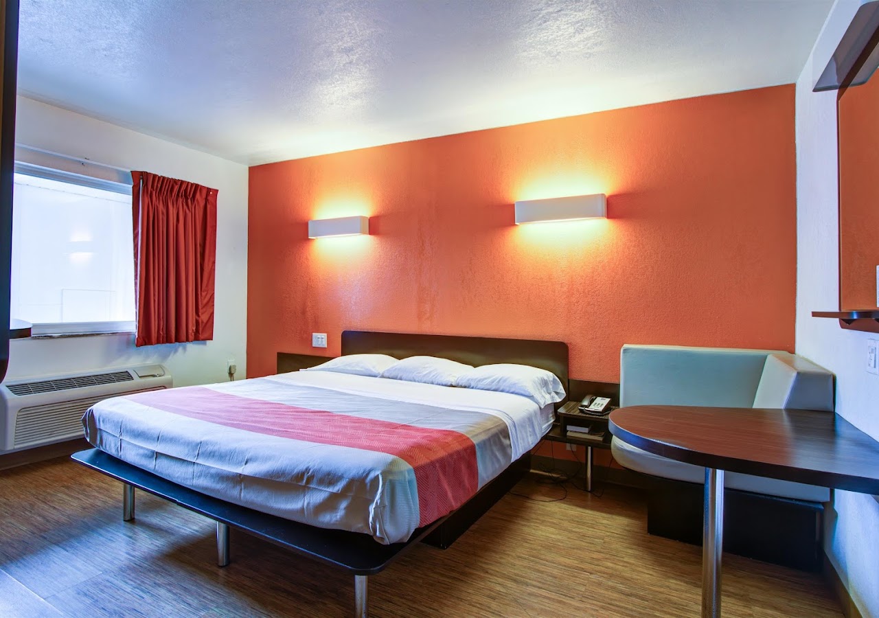 Village Motel — photo 2