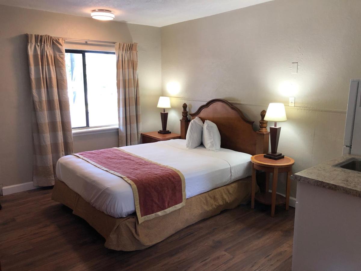 Star Motel — photo 1