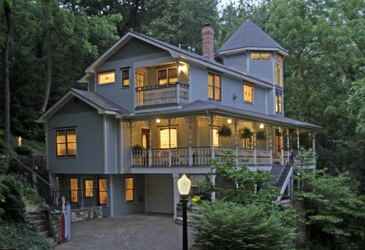 Arsenic and Old Lace Bed & Breakfast Inn — photo 1