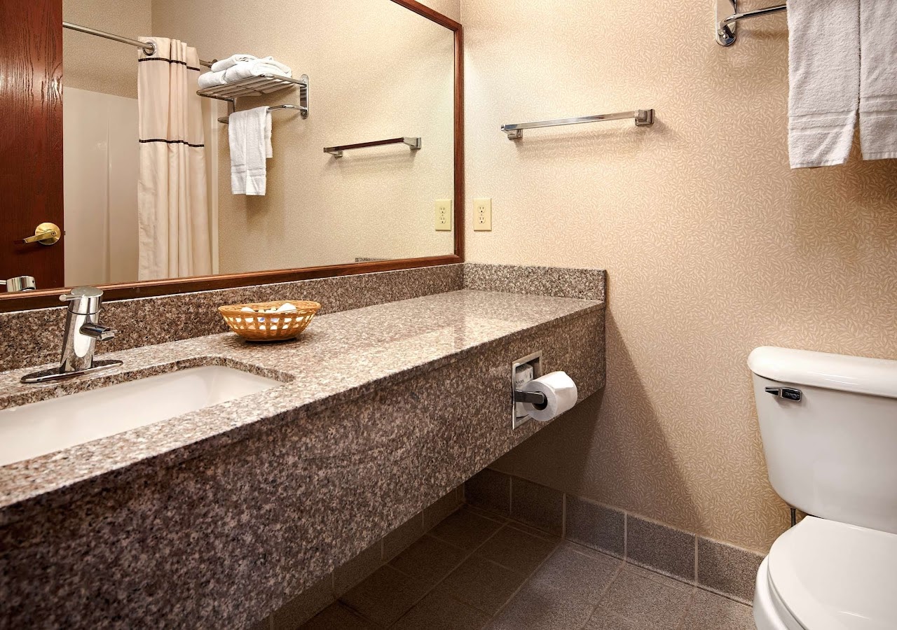 Airport Suites — photo 2