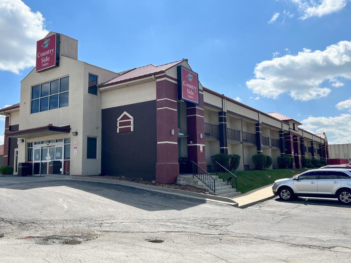 Sports Stadium Motel — photo 1