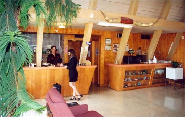 Cottonwood Inn — photo 1