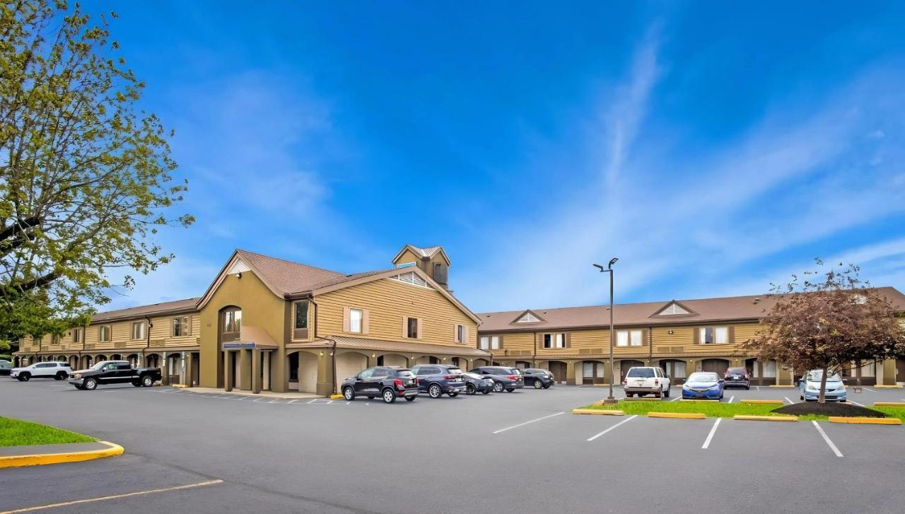 Econo Lodge Allentown North — photo 1