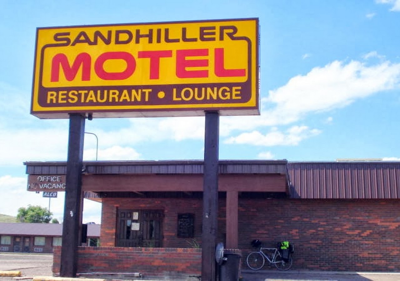 Sandhiller Motel & Restaurant — photo 1